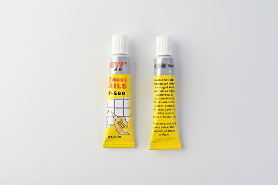 No More Nails 接着剤は強力な SBS ベースの液体ネイル接着剤で、建設組み立てや製造用途に最適です。